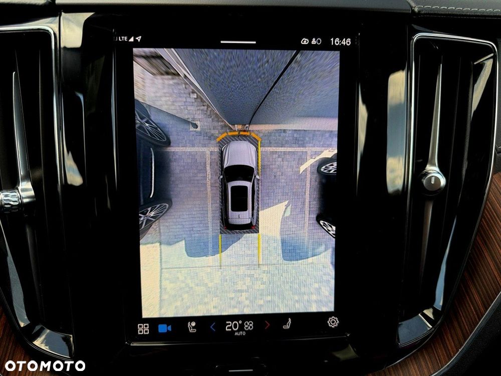 Volvo XC 60 - 35