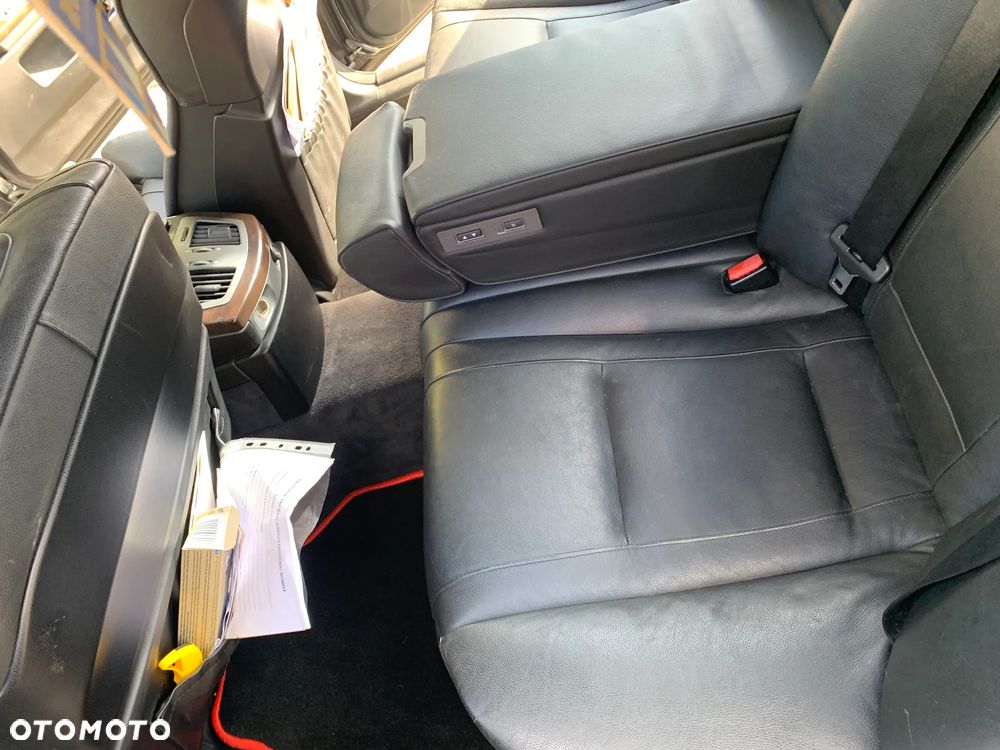 BMW Seria 7 730d - 14