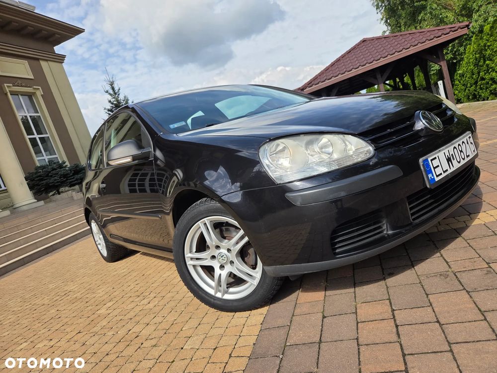 Volkswagen Golf - 1