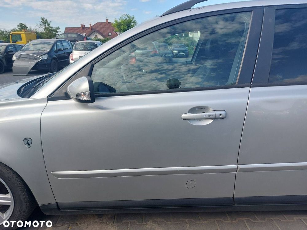 DRZWI KOMPLETNE LEWY PRZÓD VOLVO V50 I 426-26 - 1