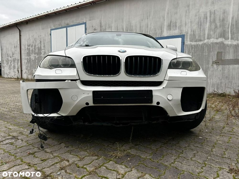 BMW X6 - 29