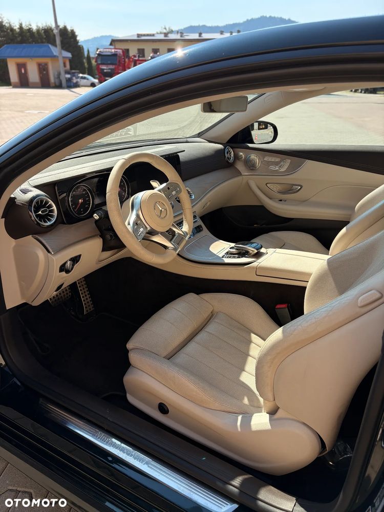 Mercedes-Benz Klasa E - 10