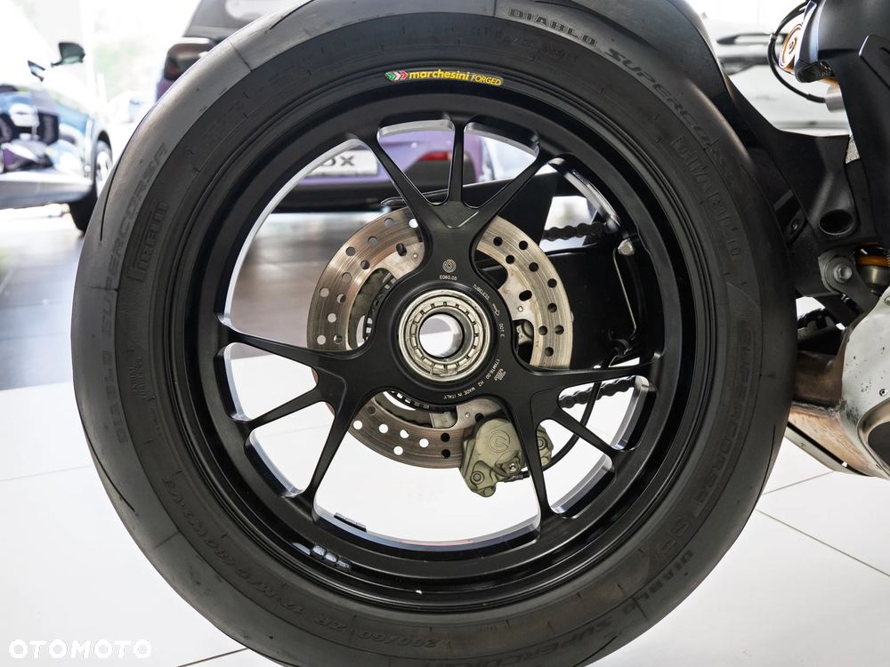 Ducati Panigale V4S - 21