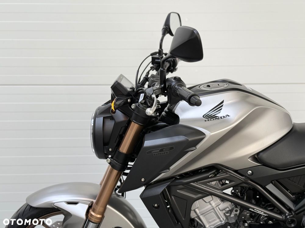 Honda CB - 25