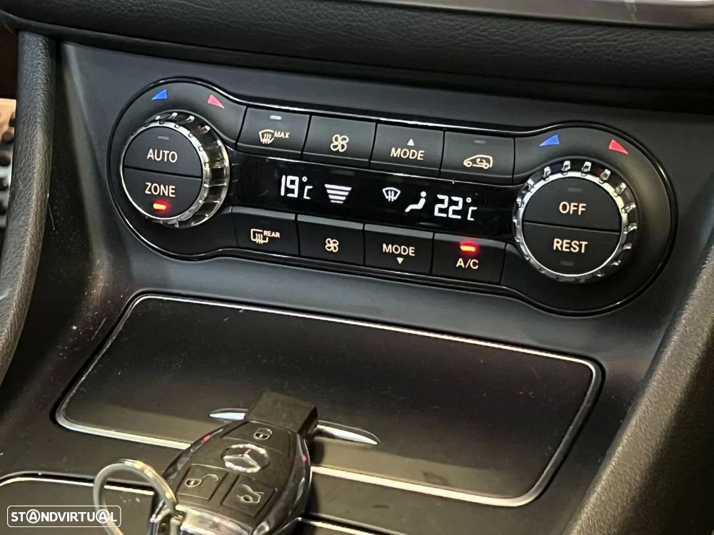 Mercedes-Benz CLA 180 d Shooting Brake AMG Line Aut. - 22