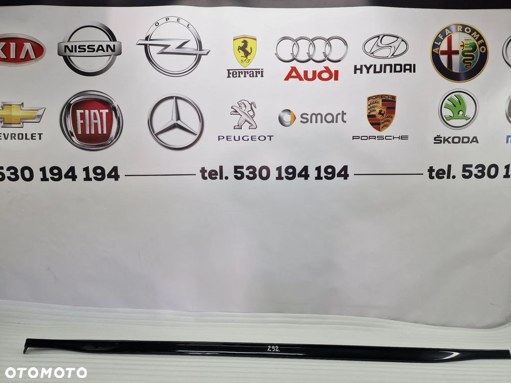 VW GOLF VIII 8 KOMBI 19- R-LINE PRAWA LISTWA PROGOWA / NAKŁADKA PROGU , NR AUKCJI PR292 - 1