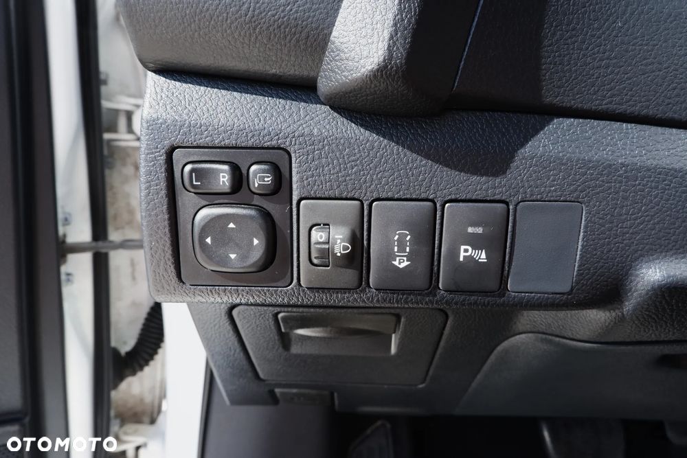 Toyota Auris - 15