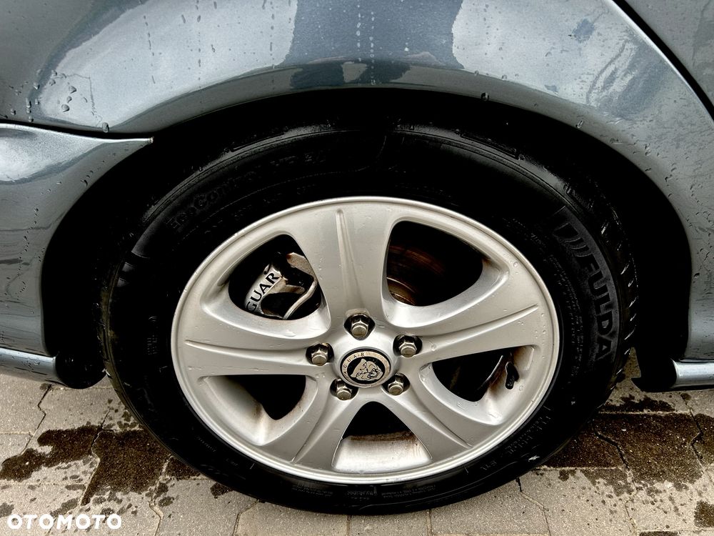 Jaguar X-Type - 8
