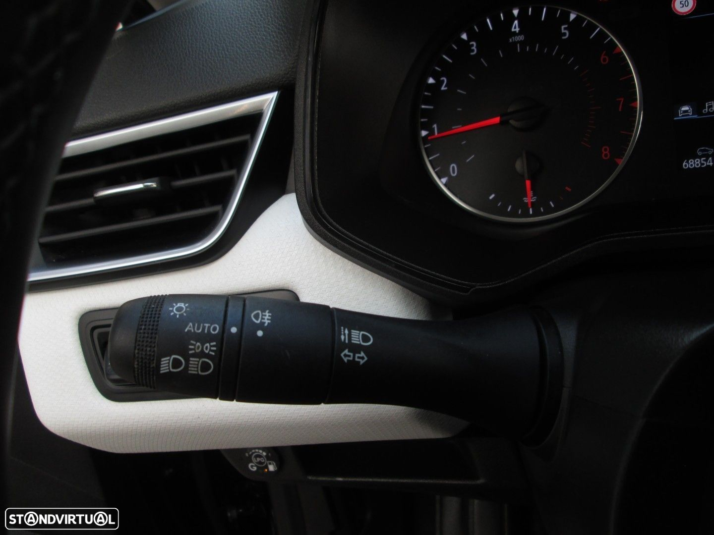 Renault Clio 1.0 TCe Evolution Bi-Fuel - 18