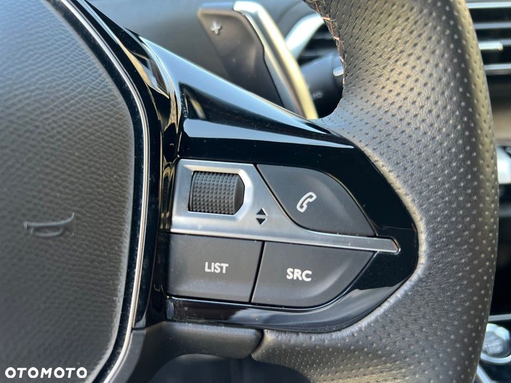 Peugeot 3008 1.2 PureTech GT S&S EAT8 - 16