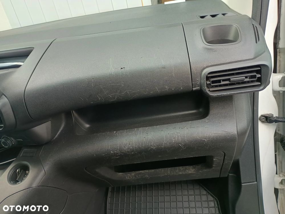Opel Combo - 8