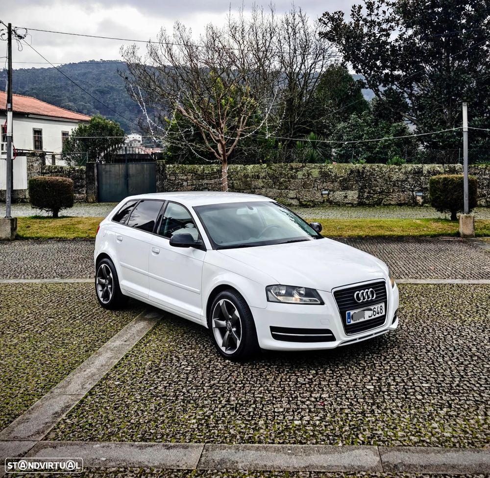 Audi A3 Sportback 1.6 TDI S tronic sport - 28