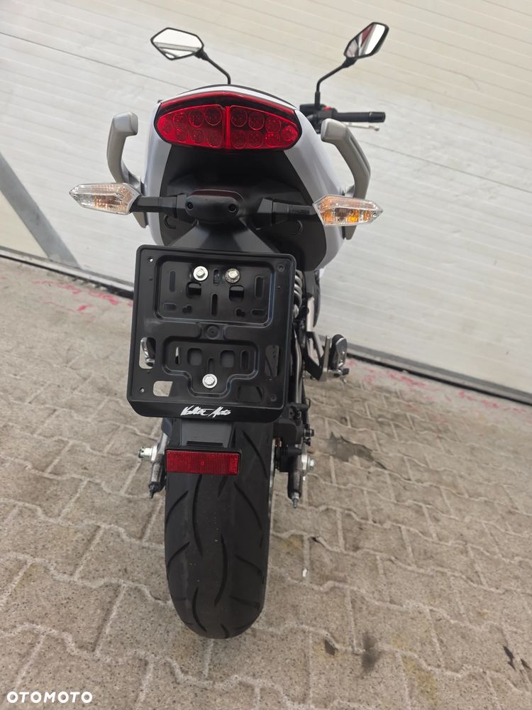 Kawasaki ER - 32