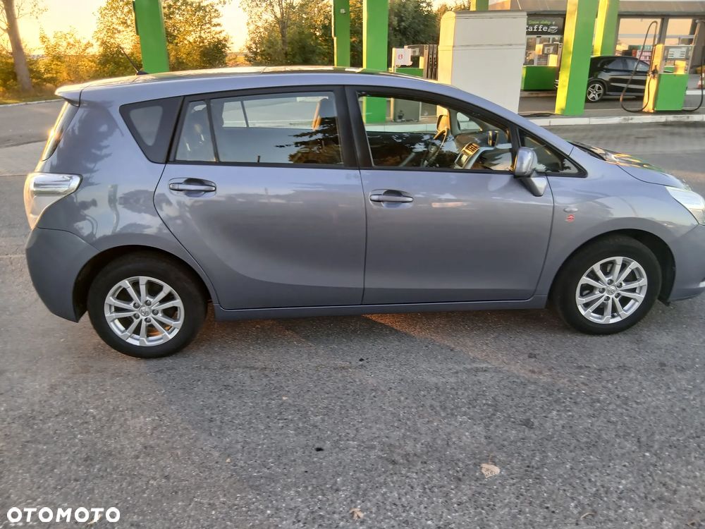 Toyota Verso 1.8 Sol plus NAVI - 4