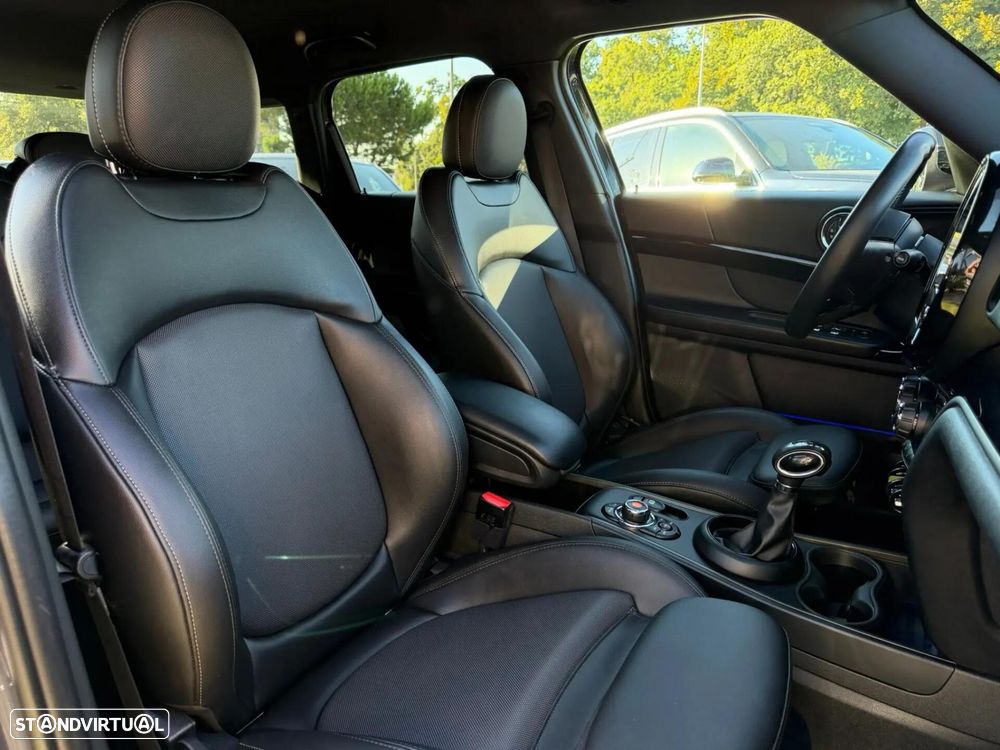 MINI Countryman Cooper SE ALL4 Auto - 17