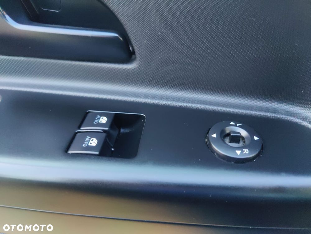 Kia Ceed 1.4 CVVT Attract - 26