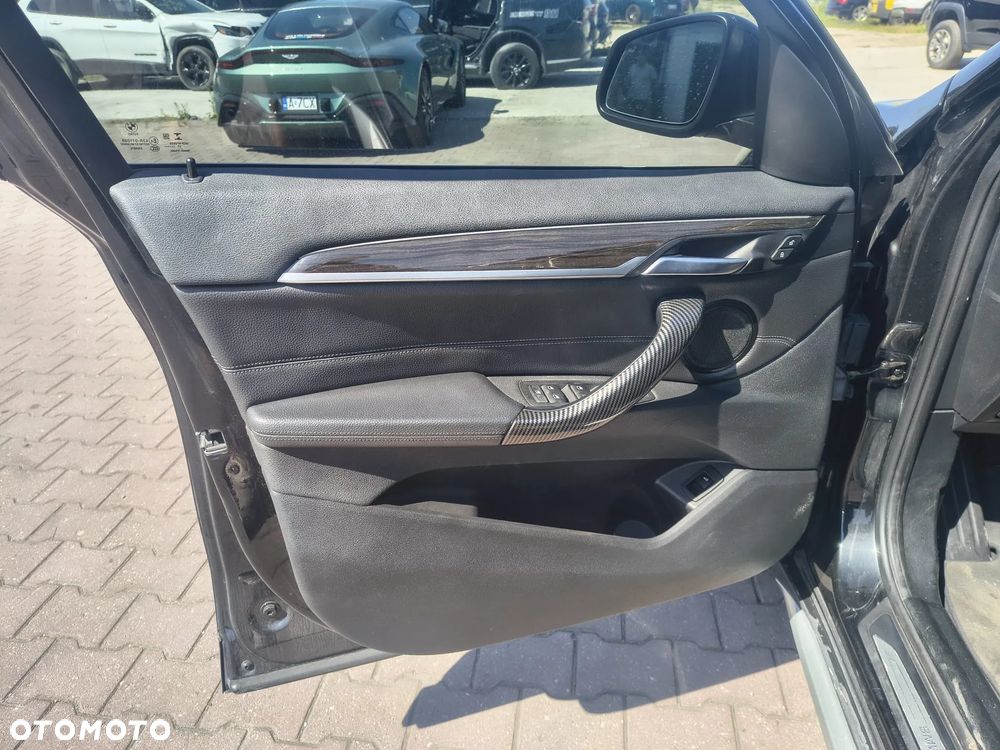 BMW X1 xDrive28i - 9