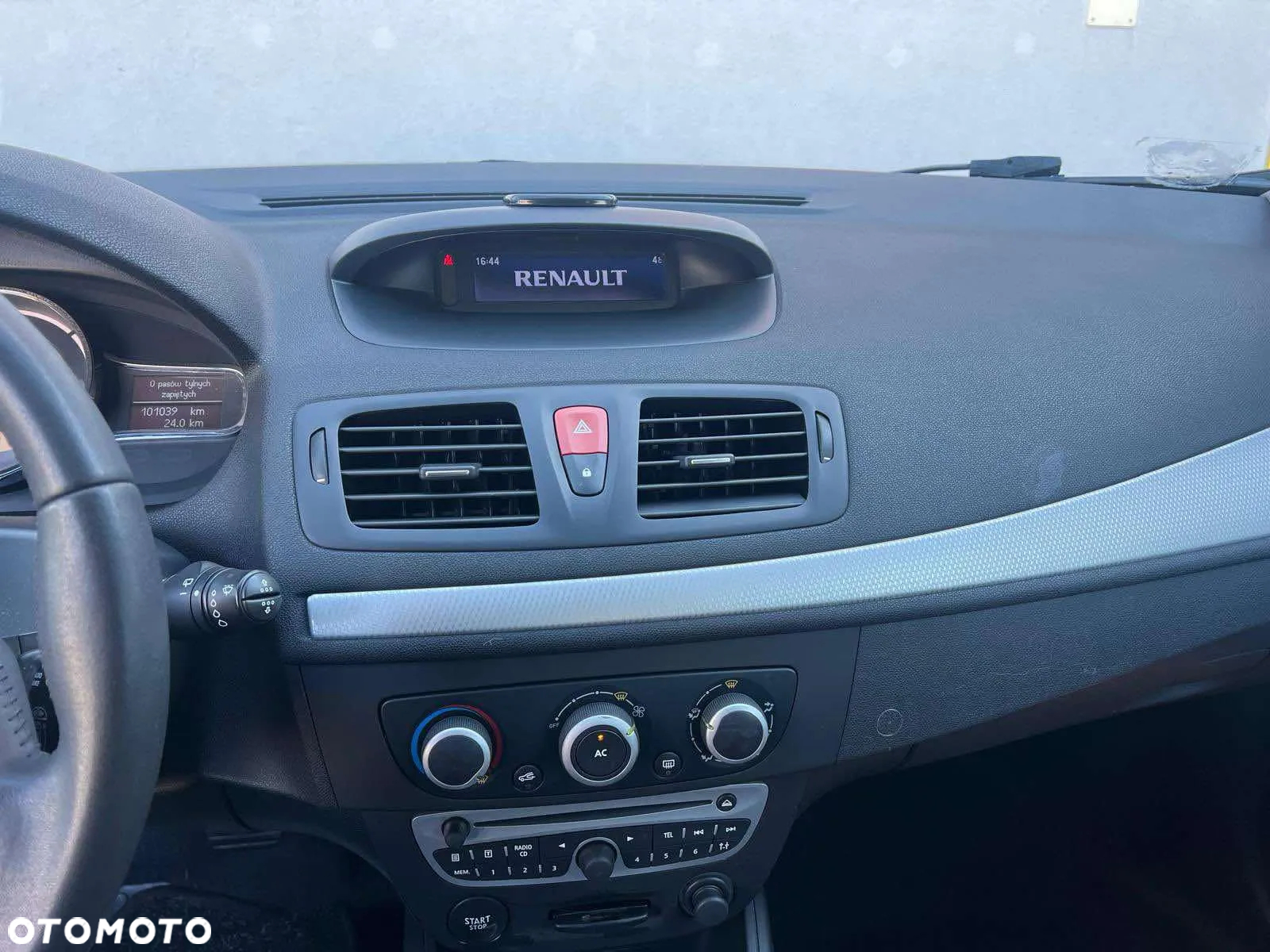 Renault Megane - 8