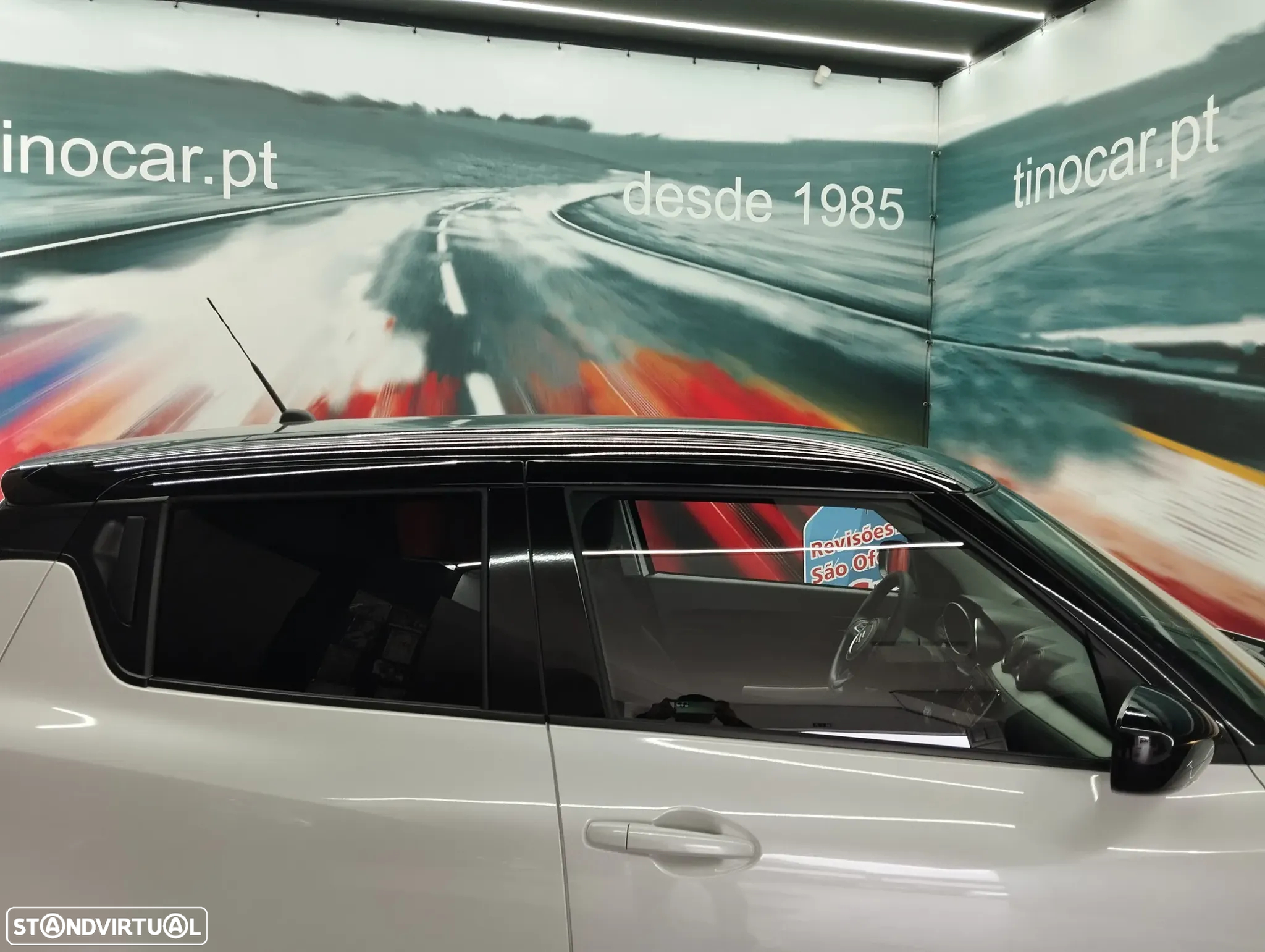 Suzuki Swift 1.2 Mild Hybrid GLX - 11