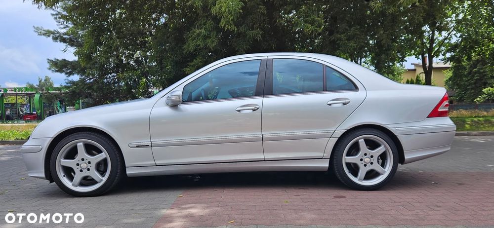 Mercedes-Benz Klasa C 230 7G-TRONIC Avantgarde - 13