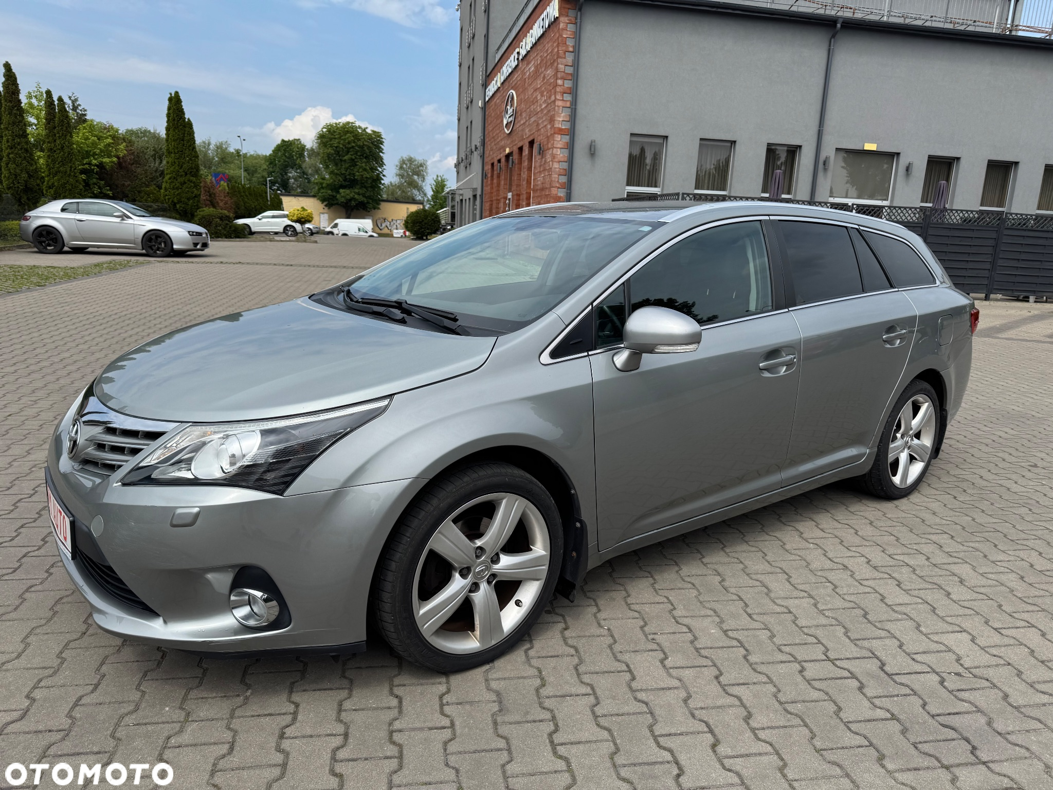 Toyota Avensis 1.8 Premium - 5