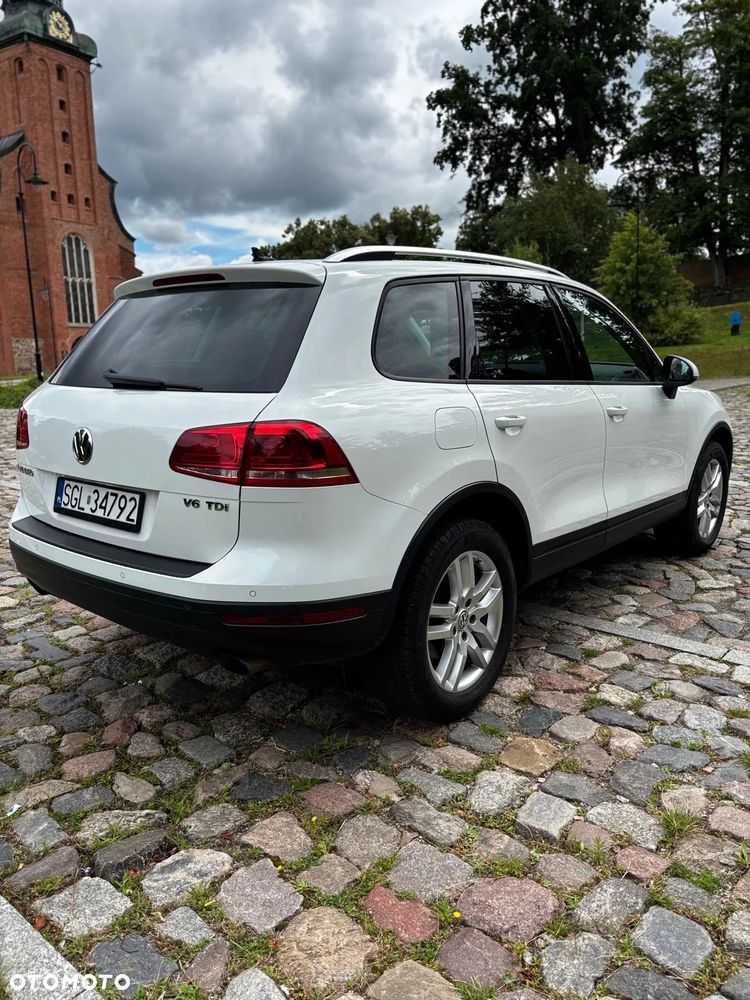 Volkswagen Touareg - 14