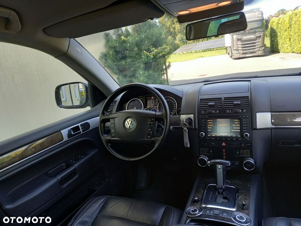 Volkswagen Touareg 3.0 V6 TDI DPF Automatik Individual - 23