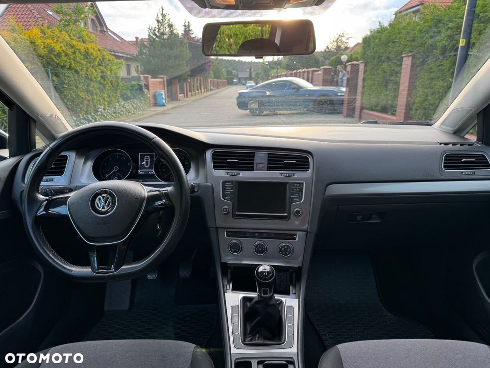 Volkswagen Golf 1.2 TSI BMT Trendline - 12