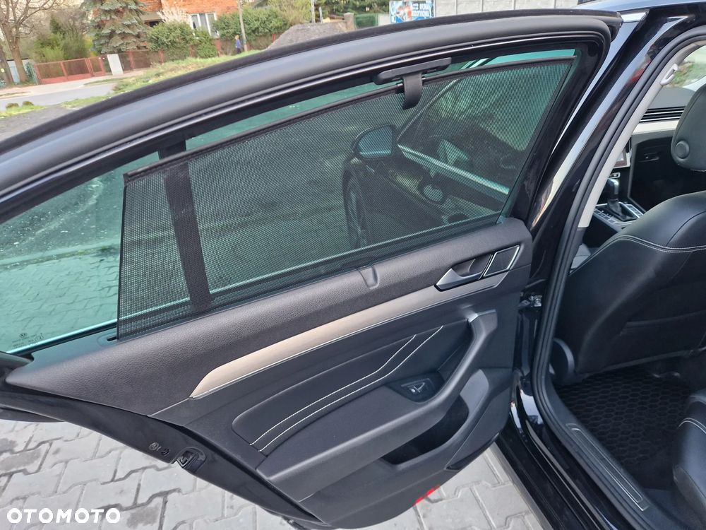 Volkswagen Passat 2.0 TDI (BlueMotion Technology) DSG Comfortline - 18