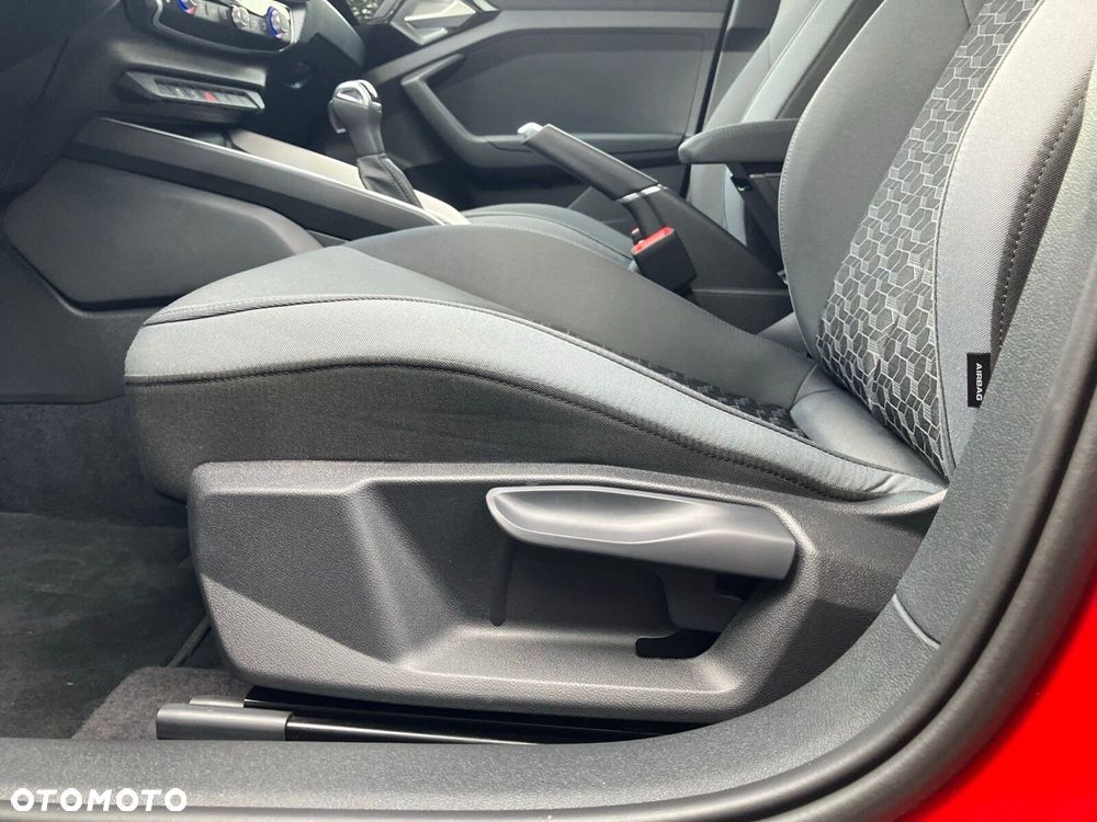 Audi A1 Sportback 35 TFSI Advanced S tronic - 10