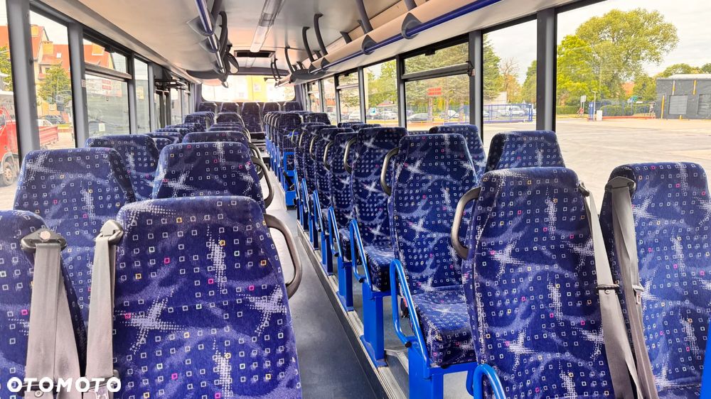 Irisbus Recreo Crosway / 60+1 miejsc/ winda /ŁADNY !! / CENA: 79000zł netto - 16