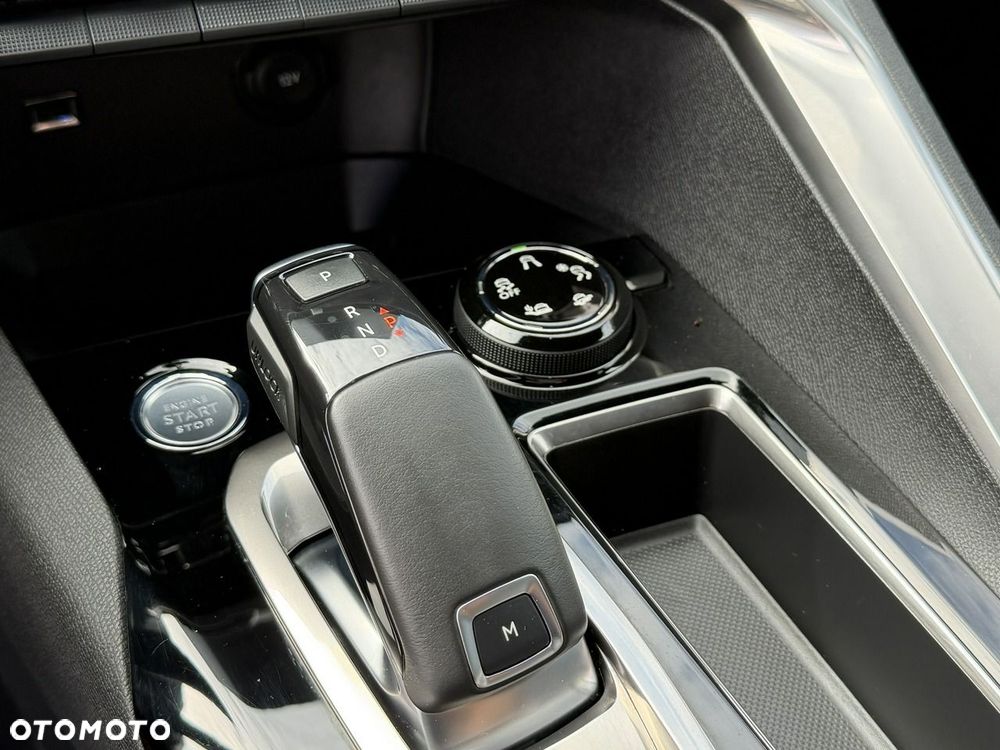 Peugeot 3008 PureTech 180 Stop & Start GPF EAT8 GT - 25