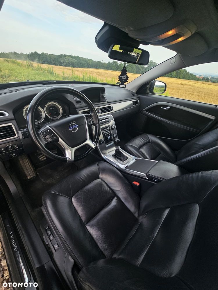 Volvo V70 D2 Summum - 7