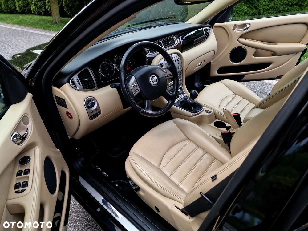 Jaguar X-Type 2.2 D Executive - 27