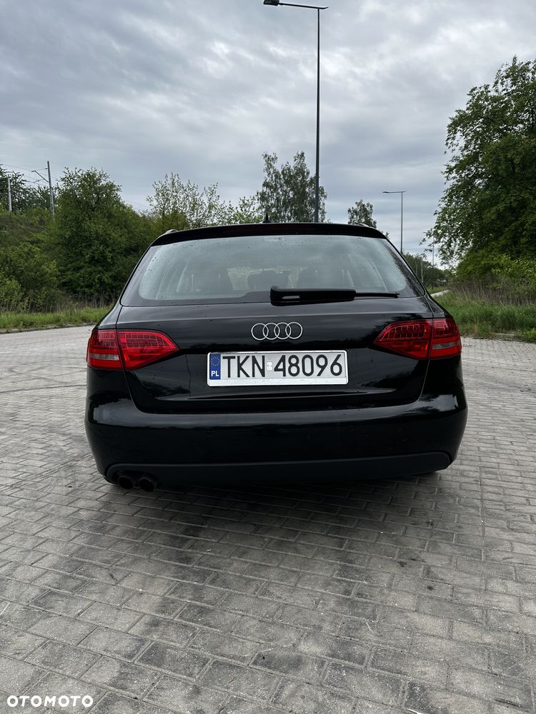 Audi A4 Avant - 6
