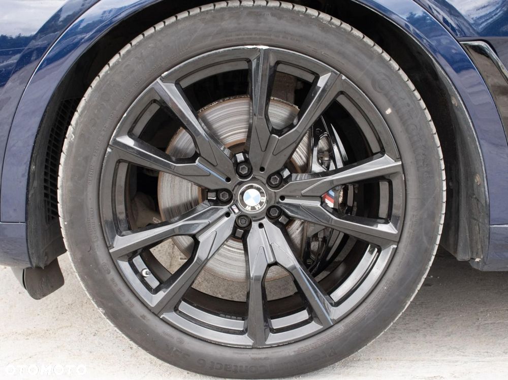BMW X7 - 8