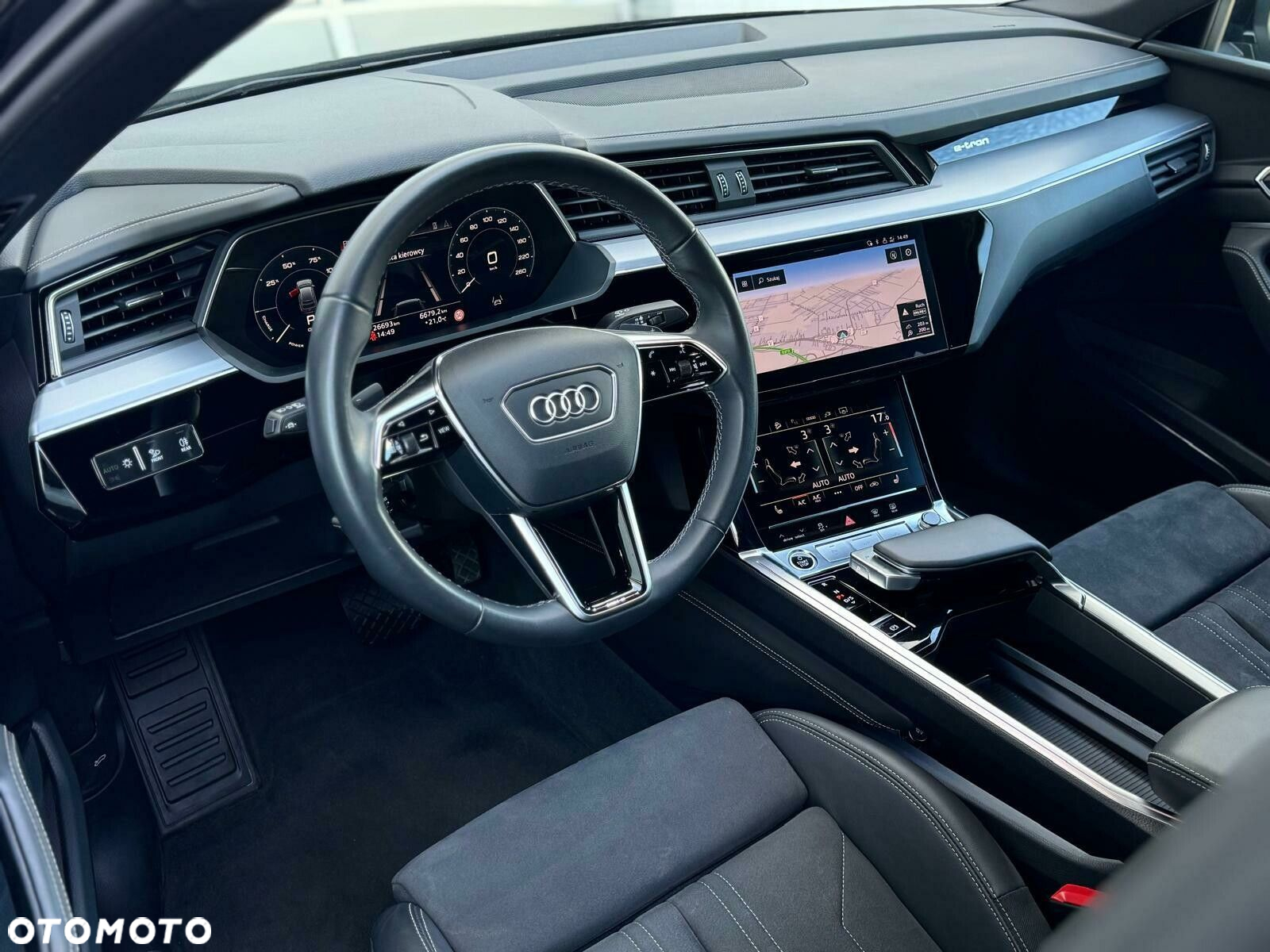 Audi e-tron - 9