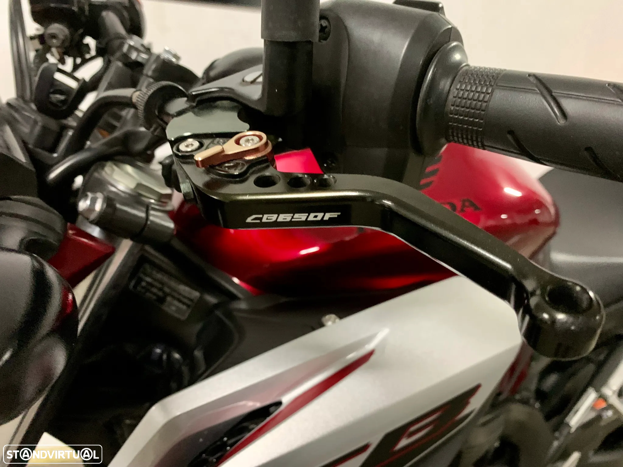 Honda CB 650F AKRAPOVIC 2018 - 18