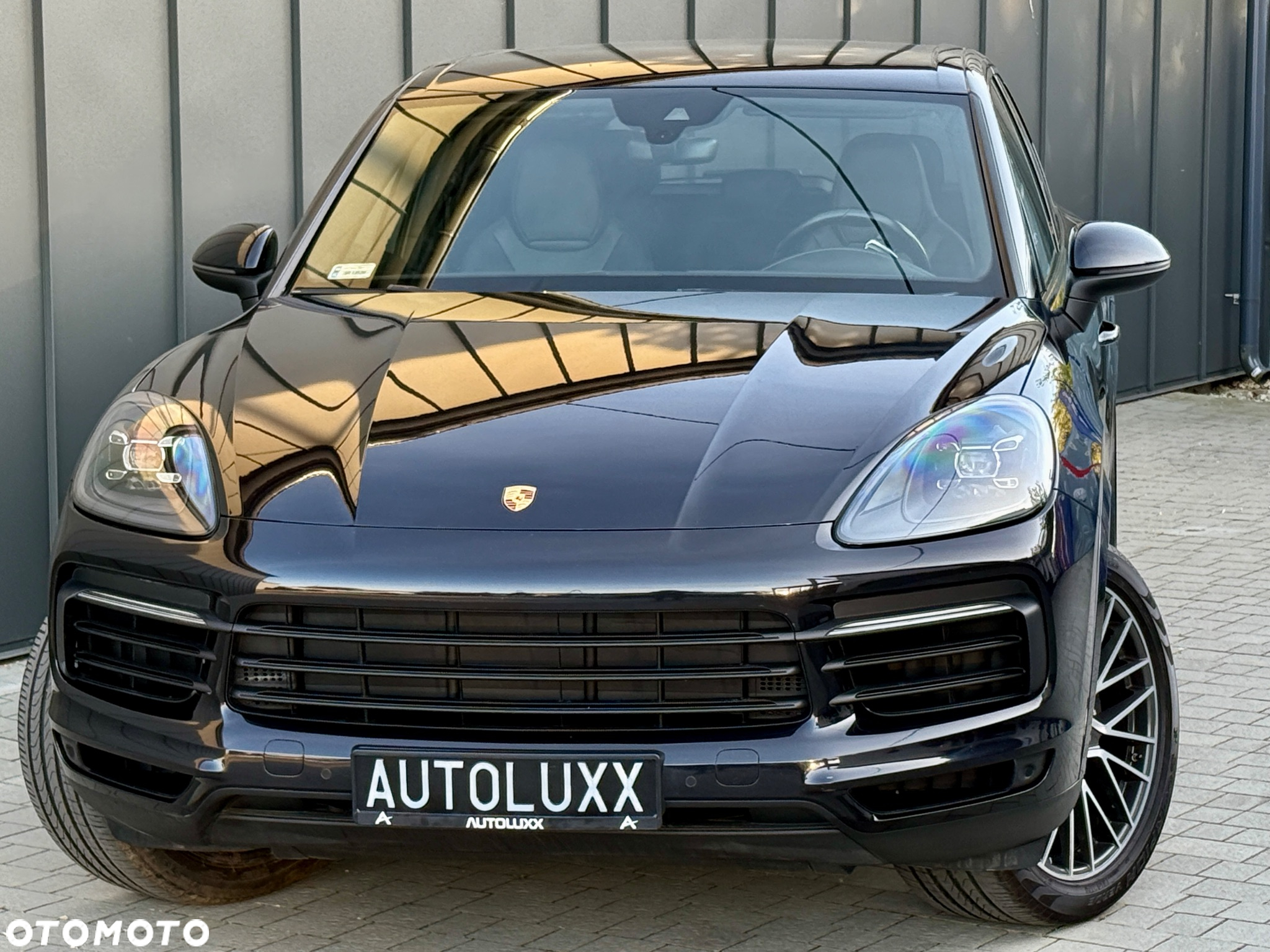 Porsche Cayenne Standard - 12