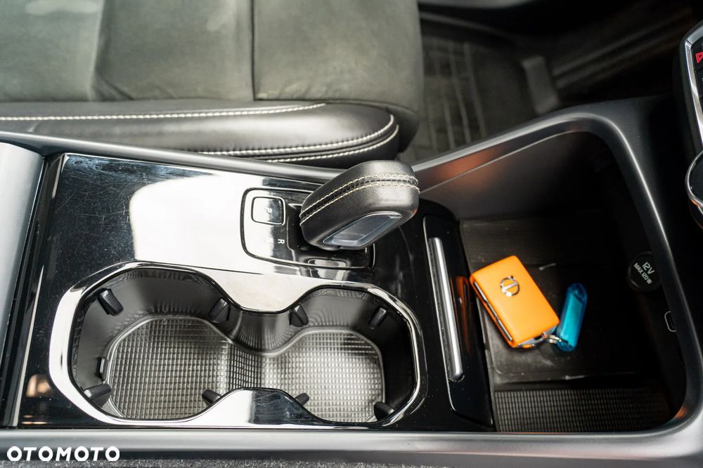 Volvo XC 40 Recharge 78 kWh Twin Motor Plus - 20