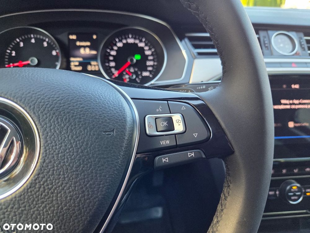 Volkswagen Passat Variant 1.5 TSI EVO Highline DSG - 29