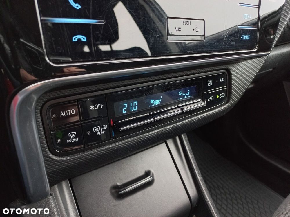 Toyota Auris - 15