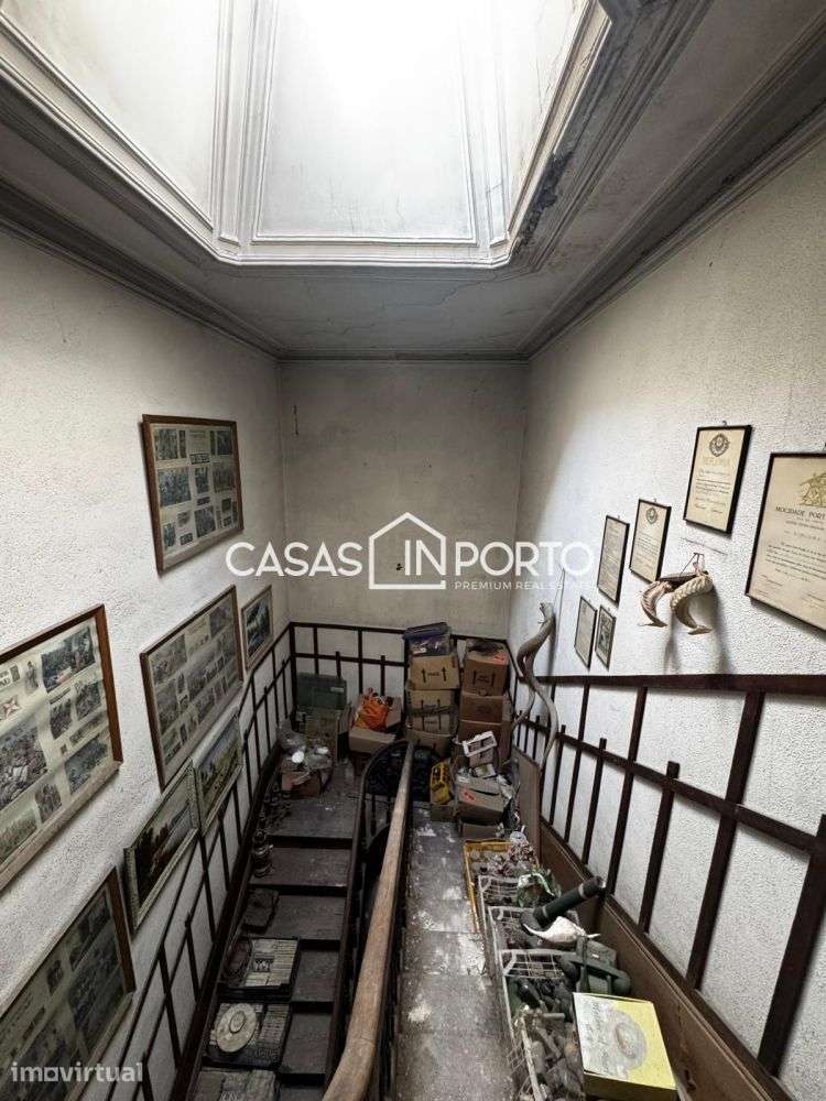 Prédio para Reabilitação no Centro Histórico do Porto - Grande imagem: 4/20