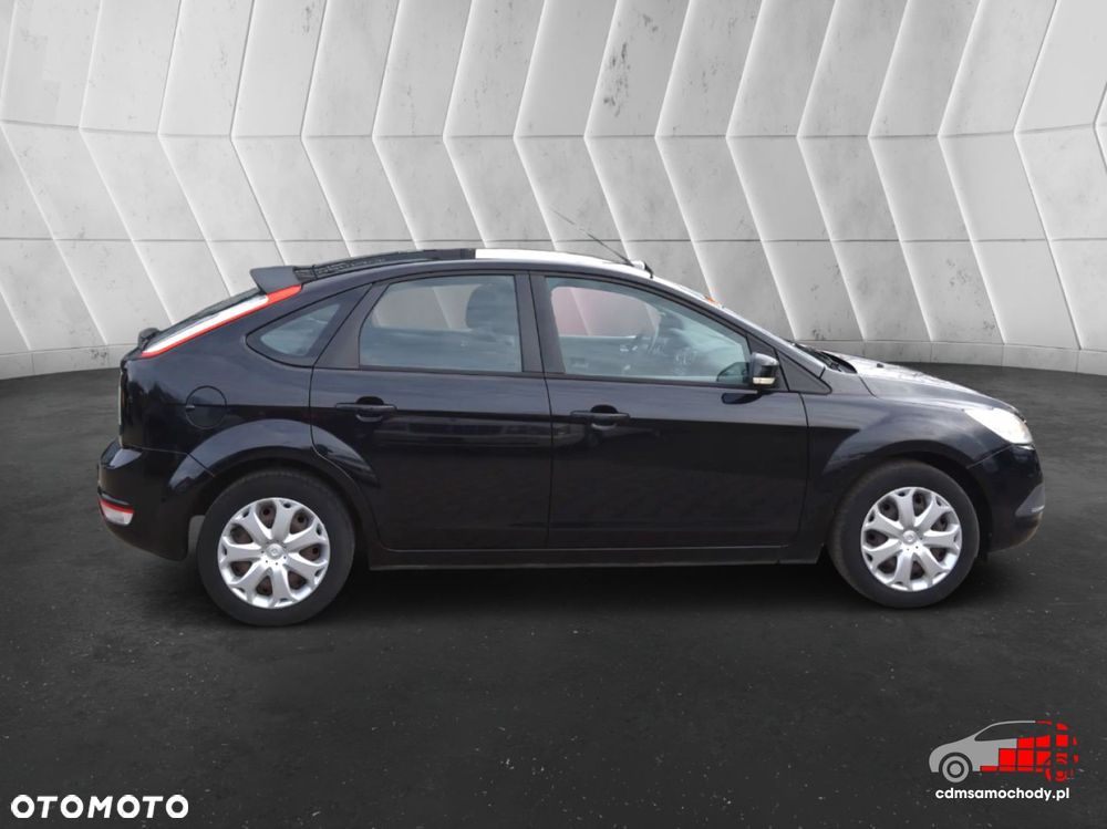 Ford Focus 1.4 Trend - 11