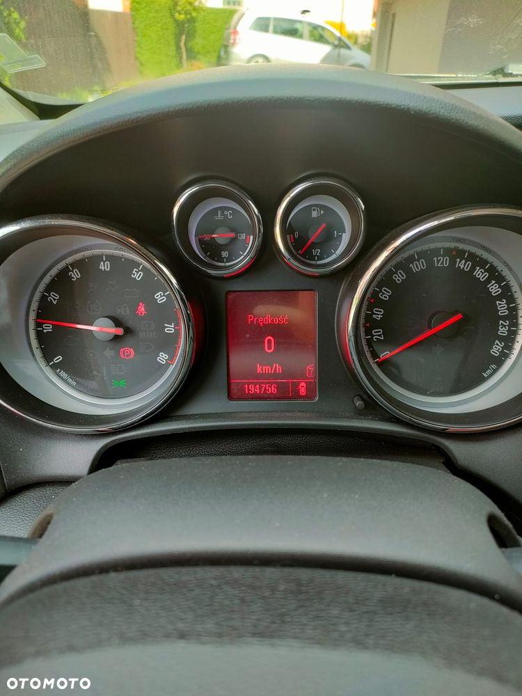 Opel Astra - 11