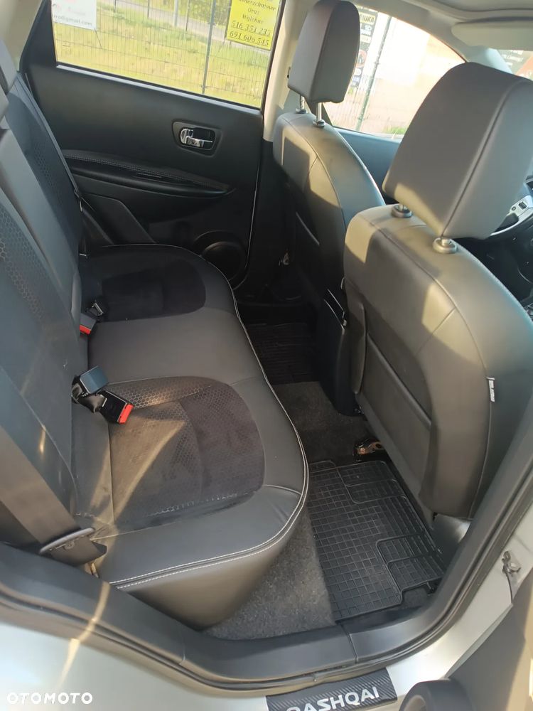 Nissan Qashqai 1.6 dCi DPF tekna - 10