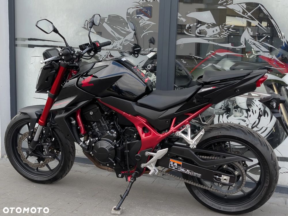 Honda CB - 8