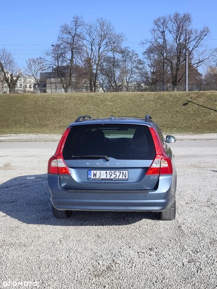 Volvo V70 D3 Geartronic Summum - 4
