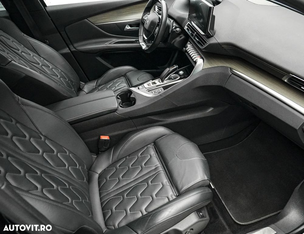 Peugeot 3008 PHEV 300 EAT8 4X4 GT - 14