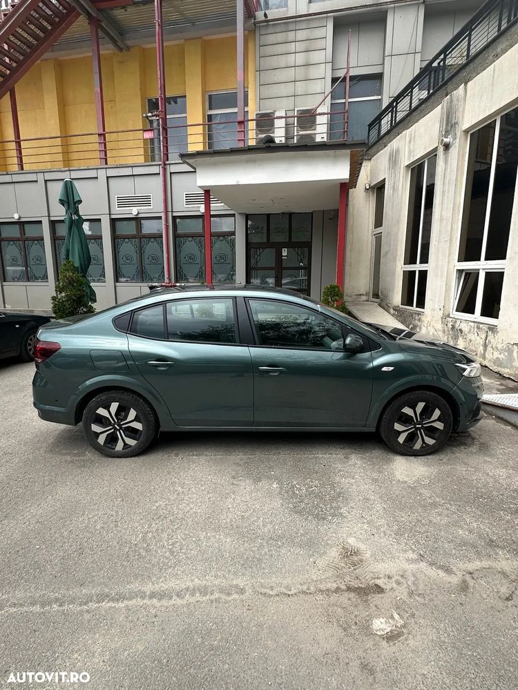 Dacia Logan TCe 90 MT6 Journey - 4